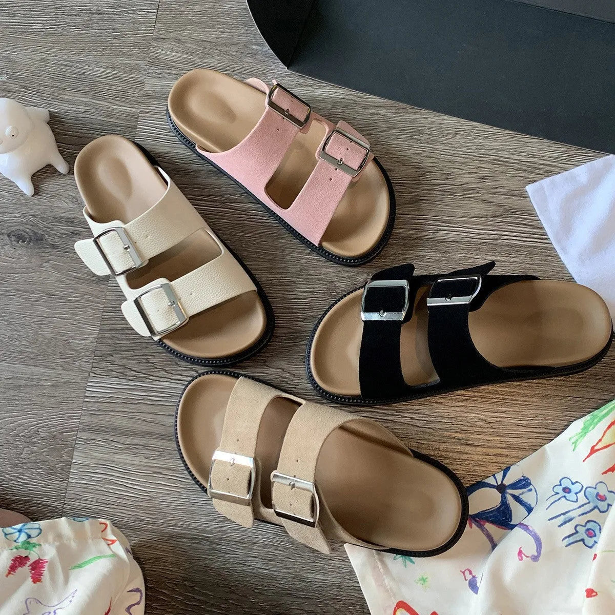 Women's casual summer slippers with belt buckle, microfiber upper, round toe, available in multiple colours and sizes 35-40