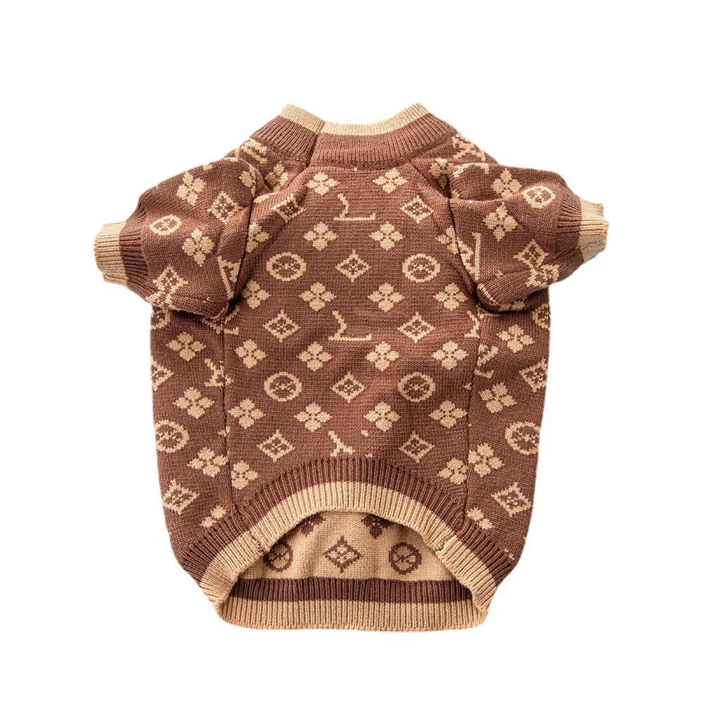 Wool dog sweater in a European style for autumn and winter, shown in a two-tone colour.
