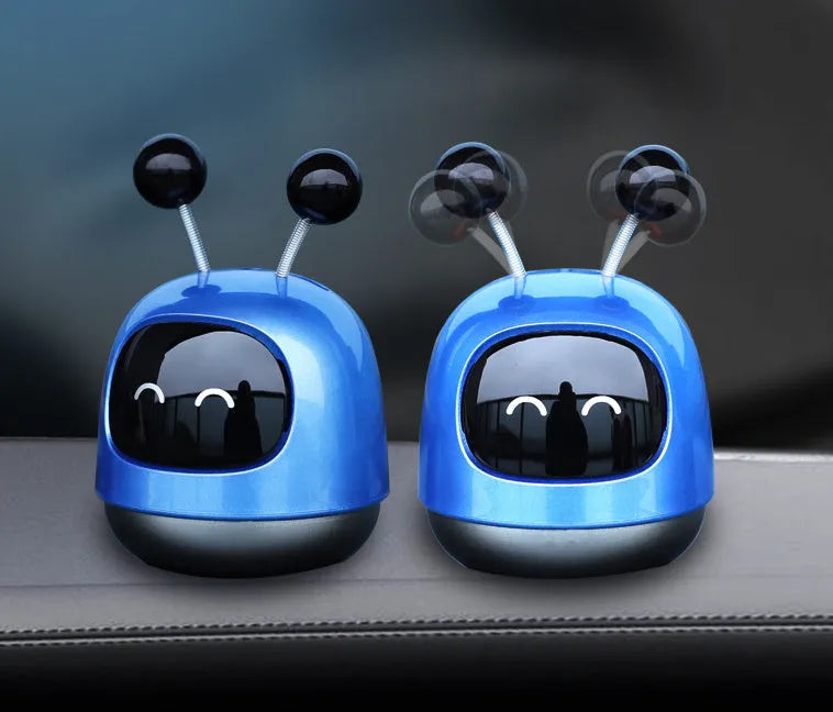 Robot-shaped car vent aromatherapy decoration with 40ml capacity in three flavour variants
