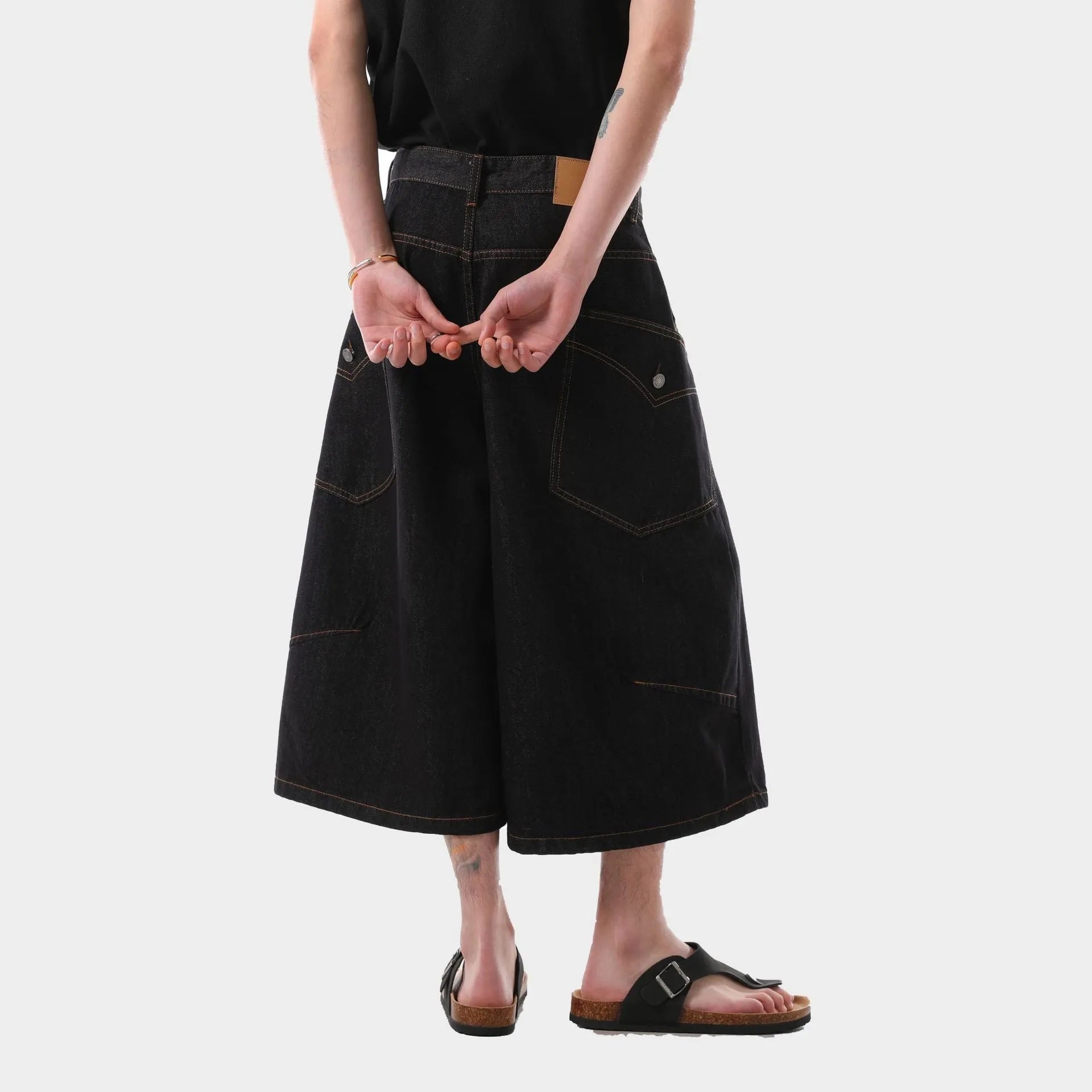 Black retro washed denim cropped pants for men with side pockets and straight leg