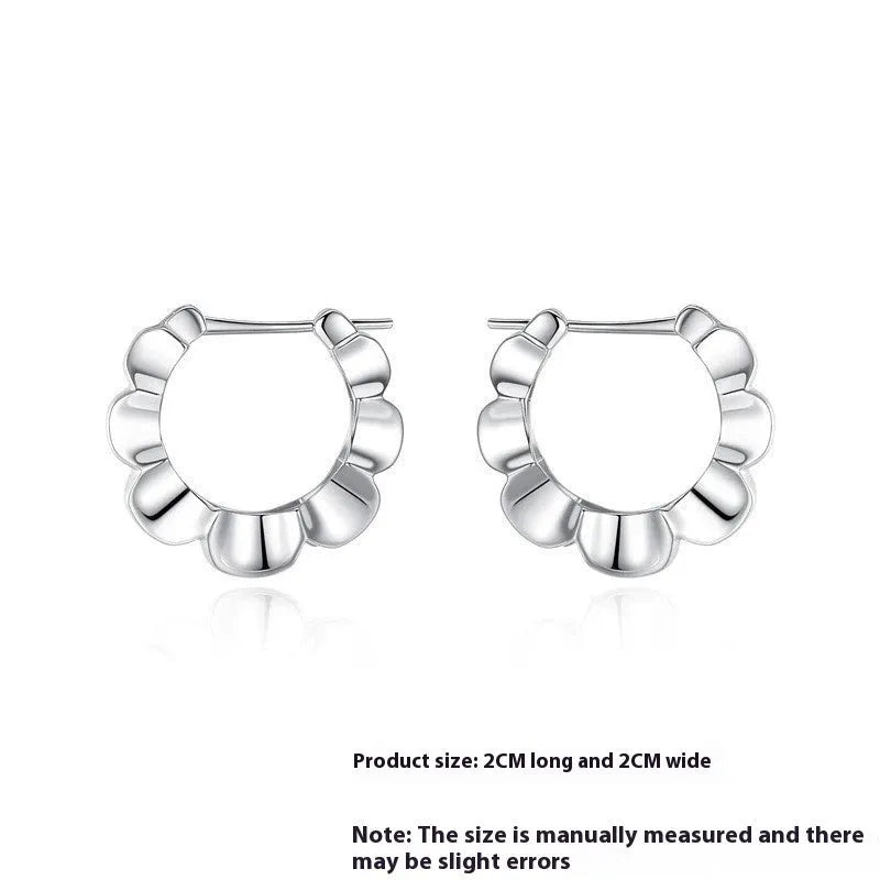 Sterling silver geometric stud earrings with round elements and electroplated finish