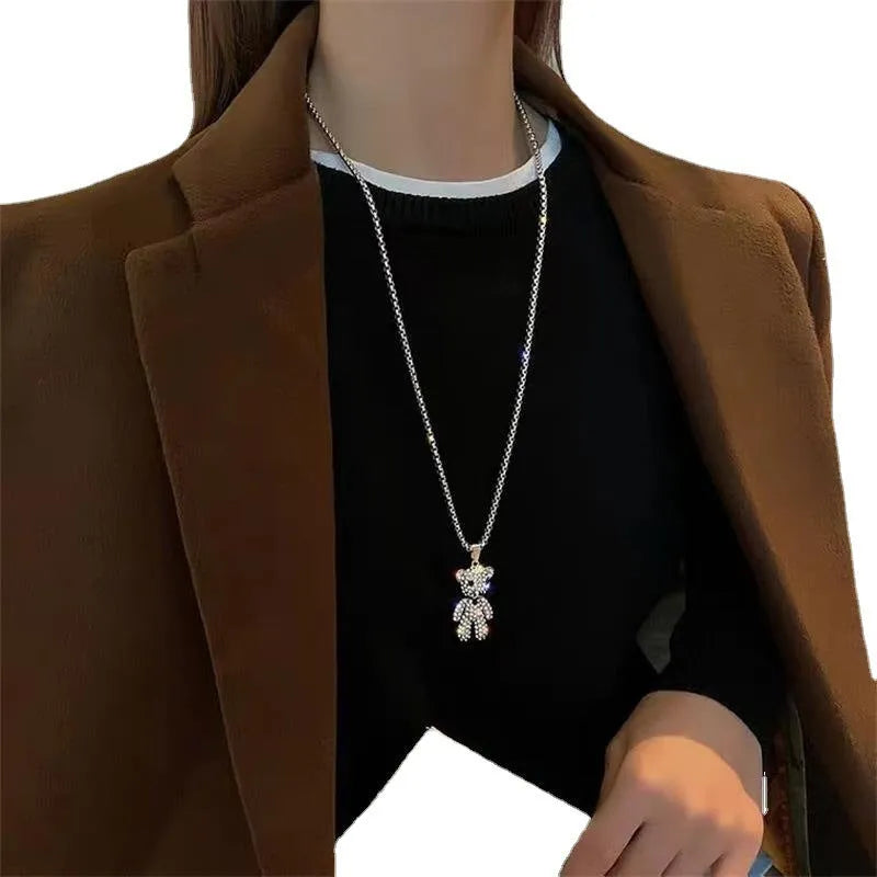 Normcore double-layer necklace for women with retro rhinestone geometric pendant and alloy chain