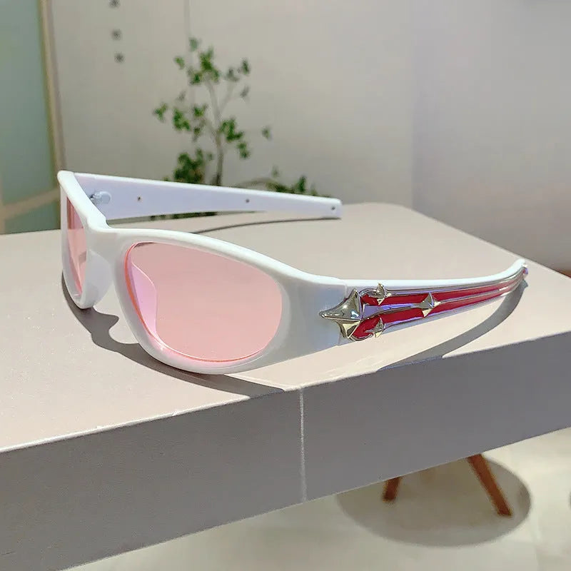Outdoor sports sunglasses with special-shaped polycarbonate frame and lenses in a choice of six colour styles.