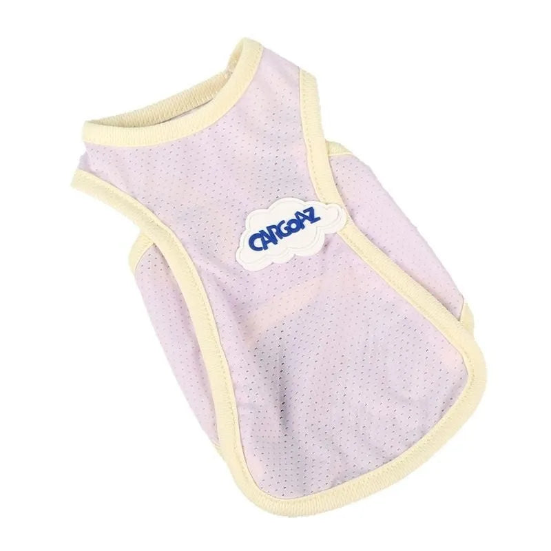 Grass green thin polyester vest for a cat on a white background, showing anti-lint sports style.