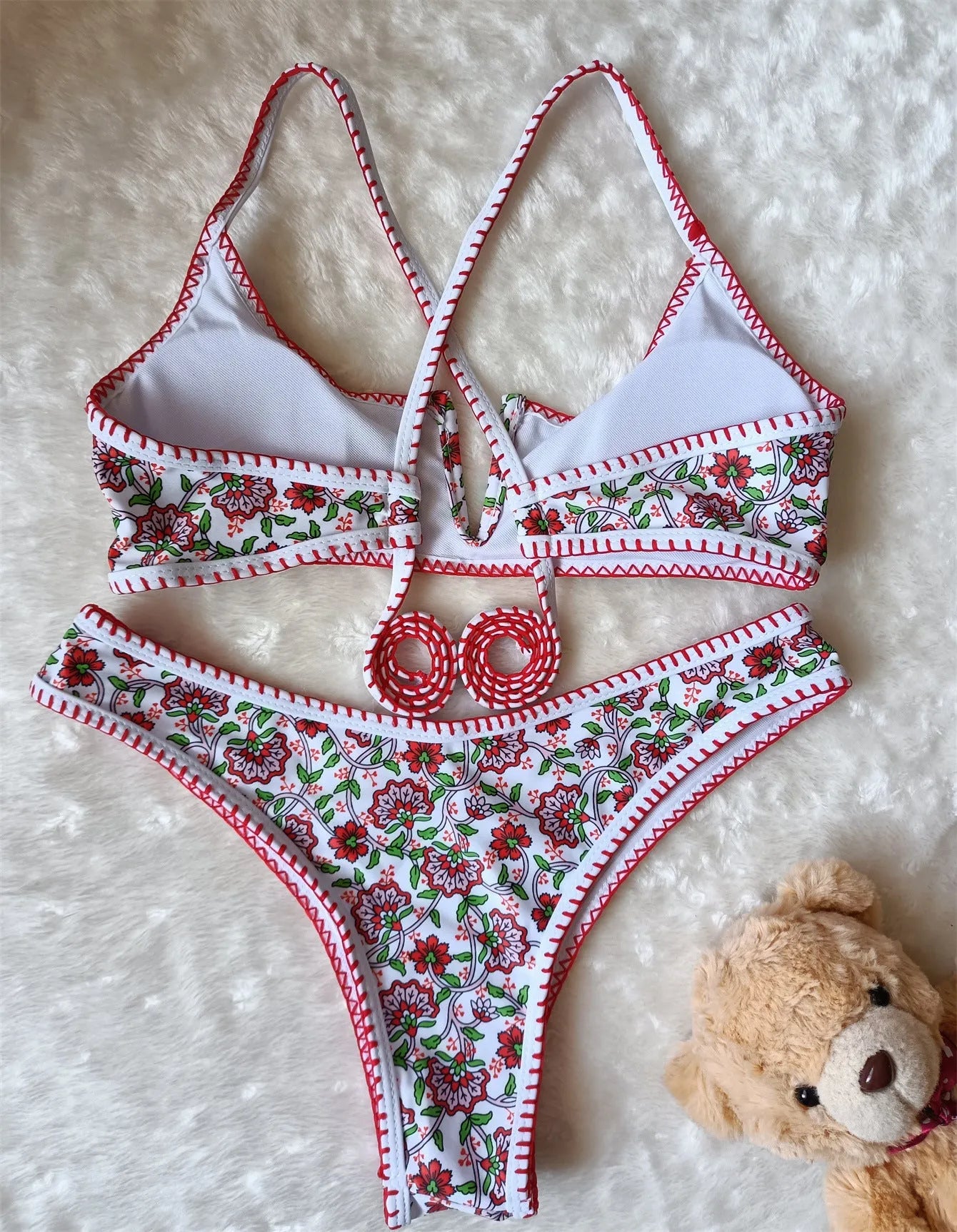 Women's floral print swimsuit with V-neck embroidery detail in European and American style