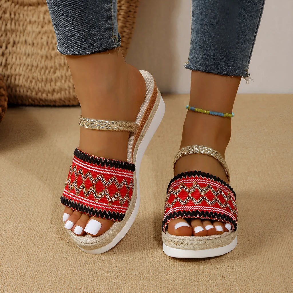 Women's colour-blocked wave-patterned sandals with thick rubber sole in beige