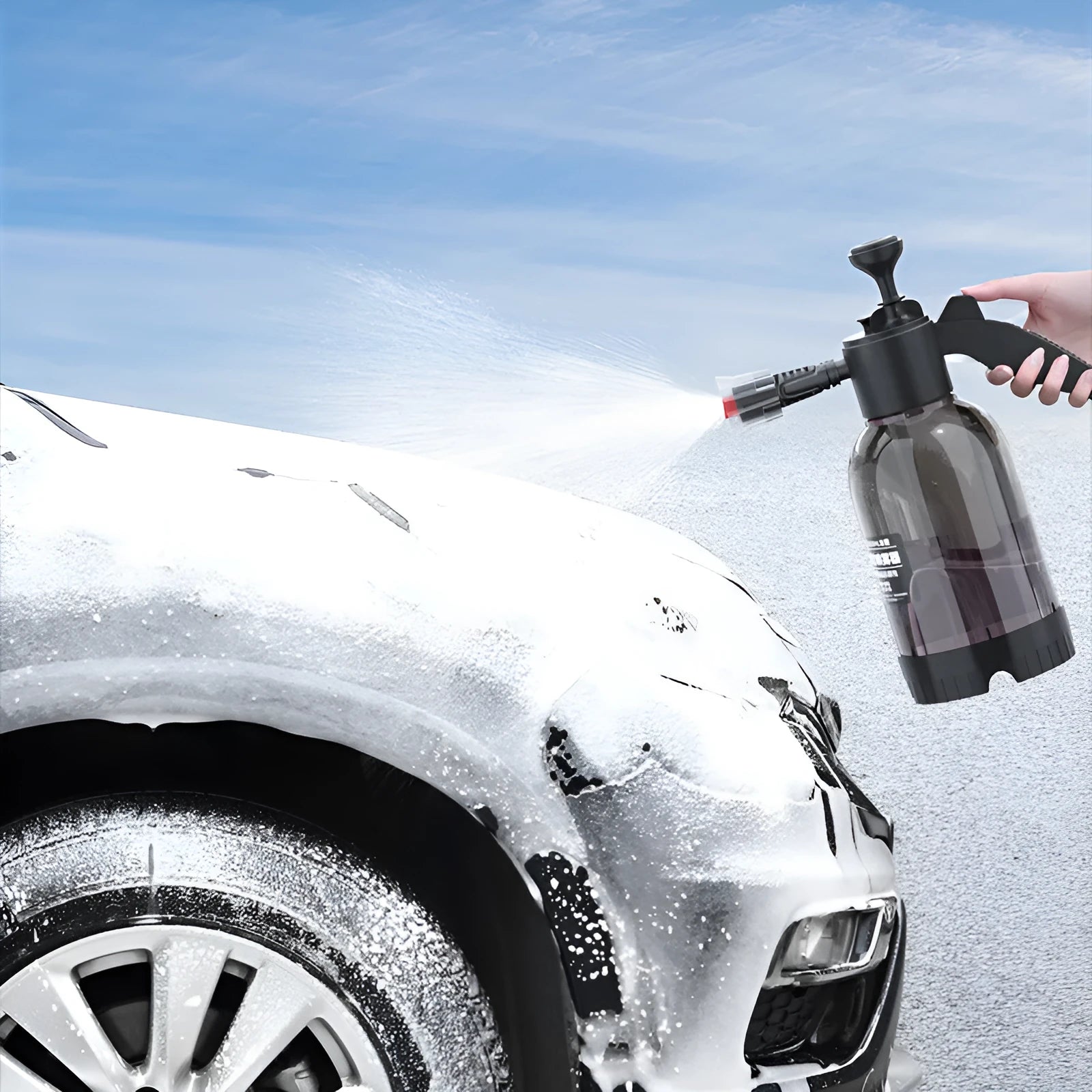 Black hand-held 2-litre foam sprayer with pump handle and two nozzles for car washing and gardening
