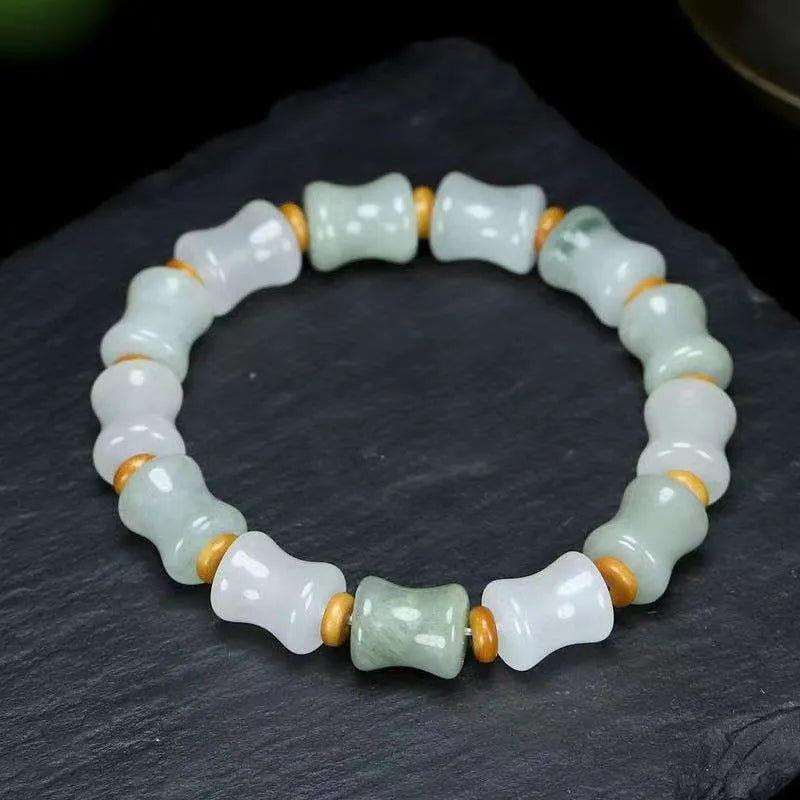 Natural chalcedony beaded bracelet with diamond-shaped Tianshan emerald beads and safety lock clasp