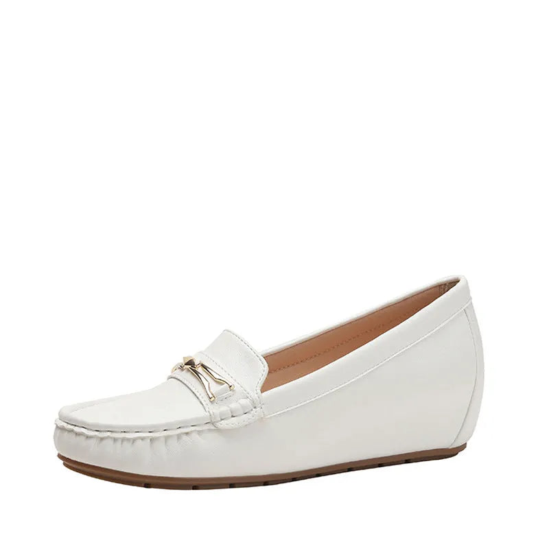Men's black casual slip-on loafers with a built-in heel lift and round toe.