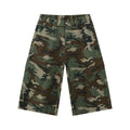 Men's camouflage print wide-leg cropped cotton jeans with large side pockets.
