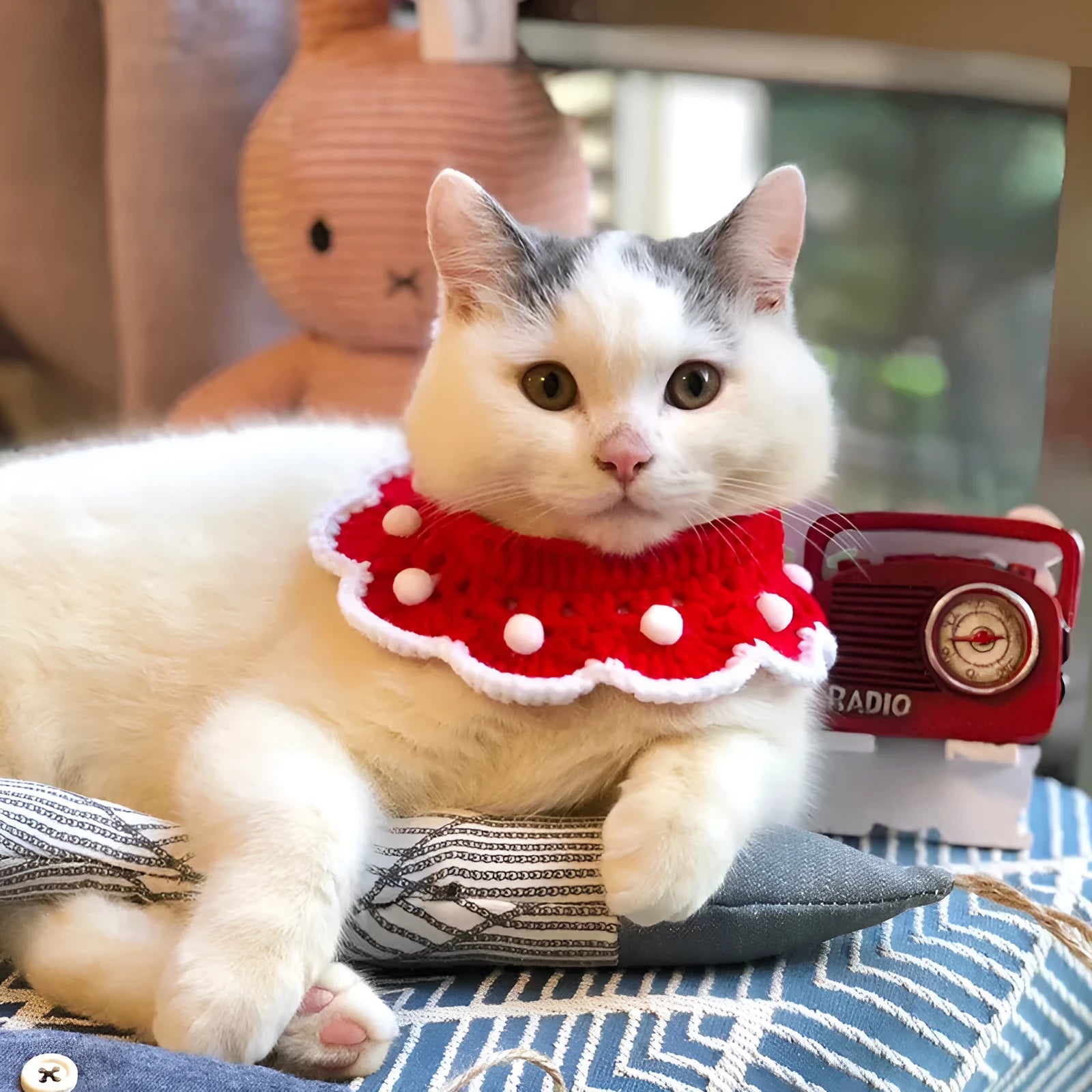 Customisable milk cotton knitted pet collar with cartoon pattern for small dogs, cats and rabbits