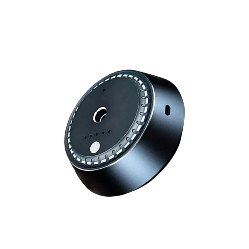 Black metal car aroma diffuser with USB charging port and 9x4.5cm dimensions