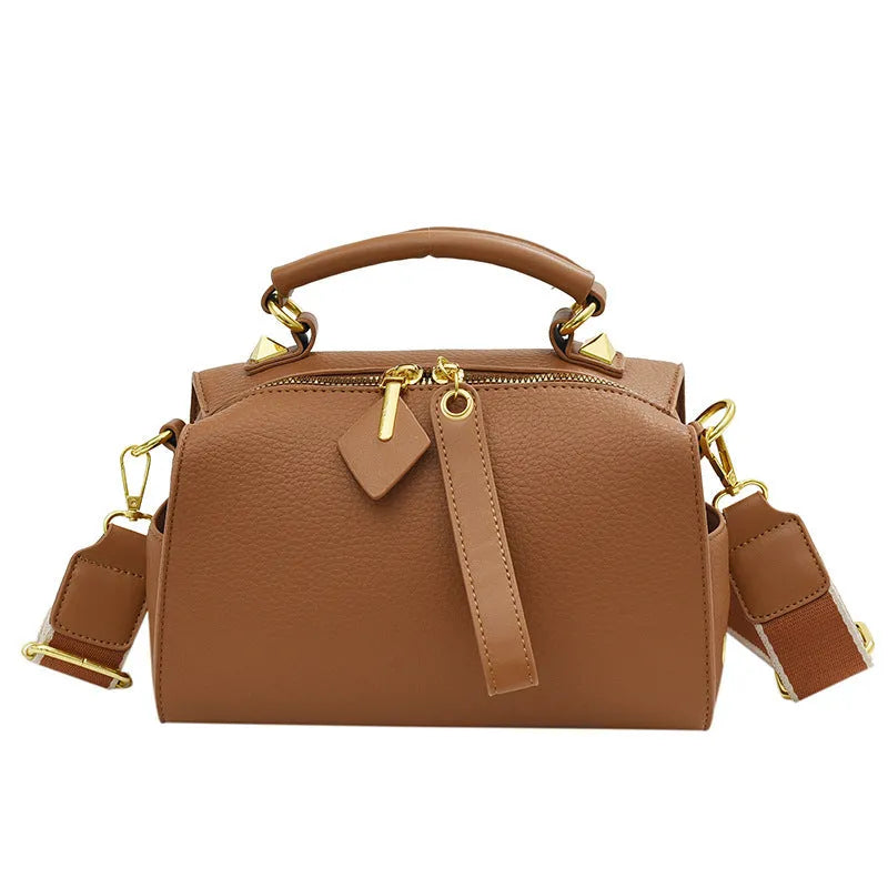 PU leather shoulder messenger bag with outer slit pocket and crossbody strap in black colour
