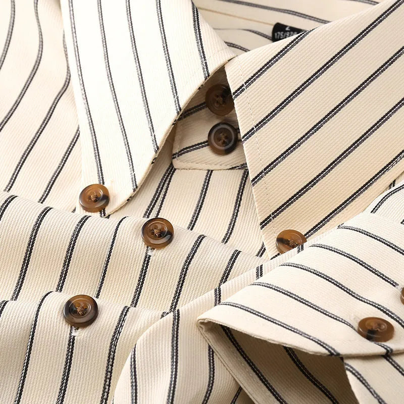 Coffee coloured striped men's long-sleeved shirt with a slim fit and wool lining.