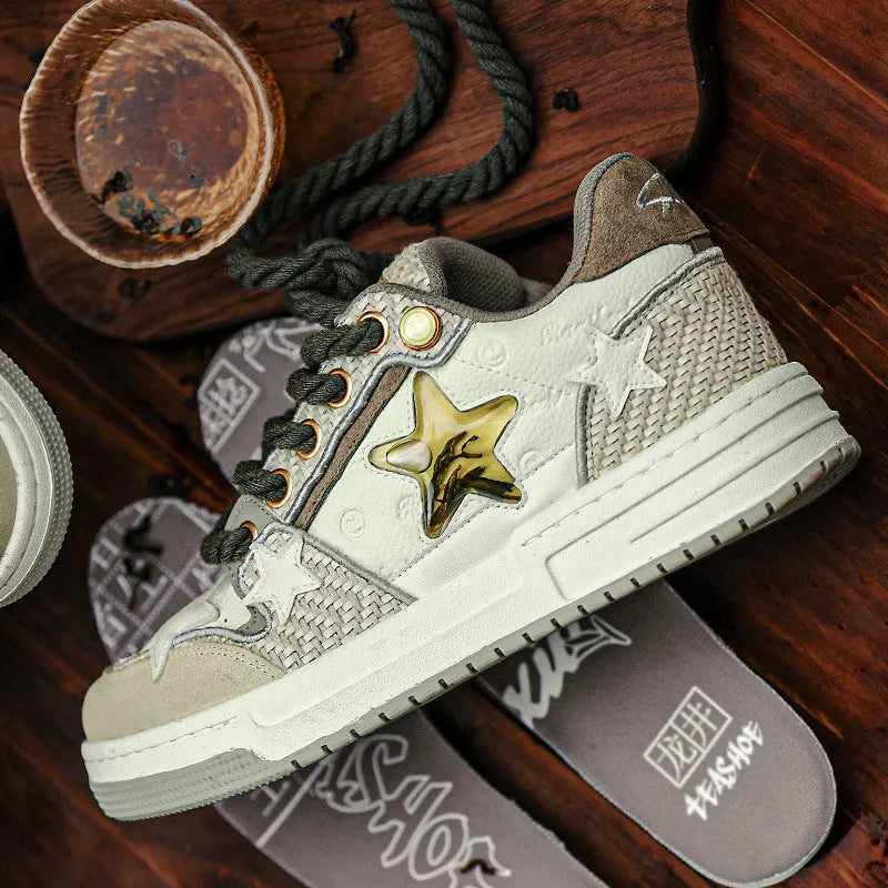 West Lake dragon well tea coloured leather platform running shoes with round toe and English muffin heel