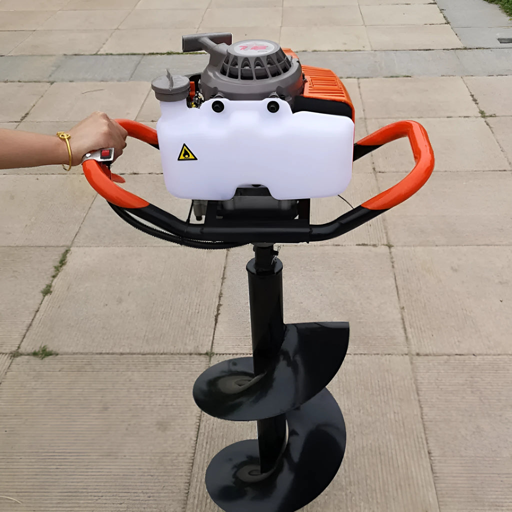 Portable gasoline-powered single-person hole digger for fruit tree fertilization and orchard digging