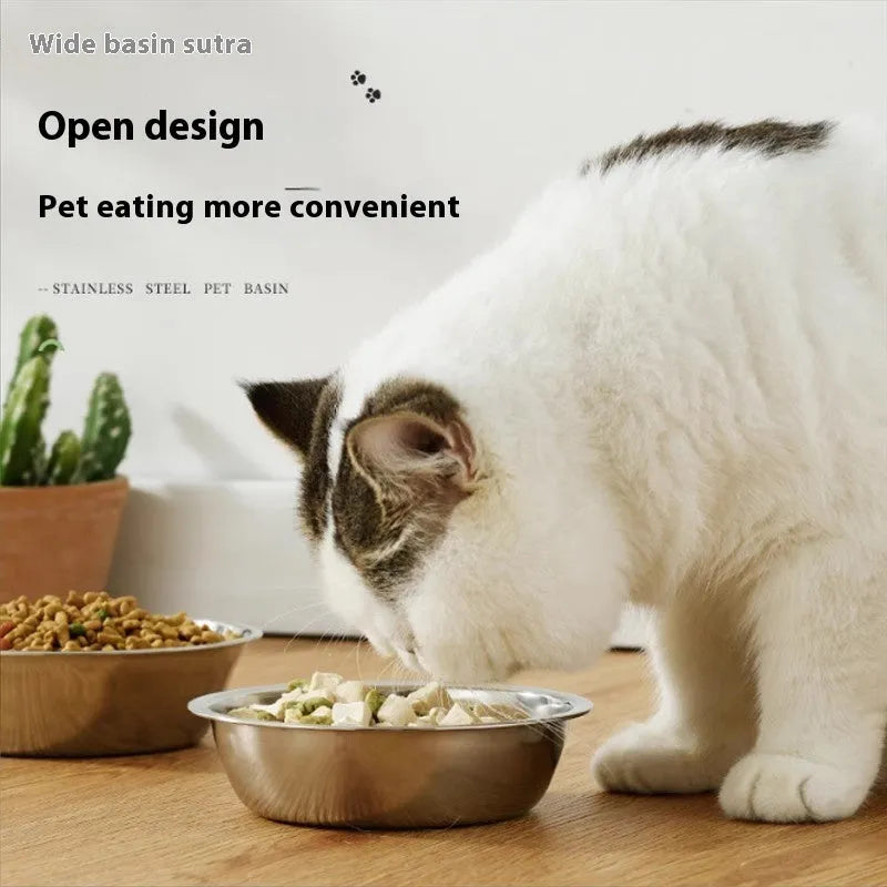 Stainless steel pet bowl set showing five different sizes from 13cm to 22cm diameter.