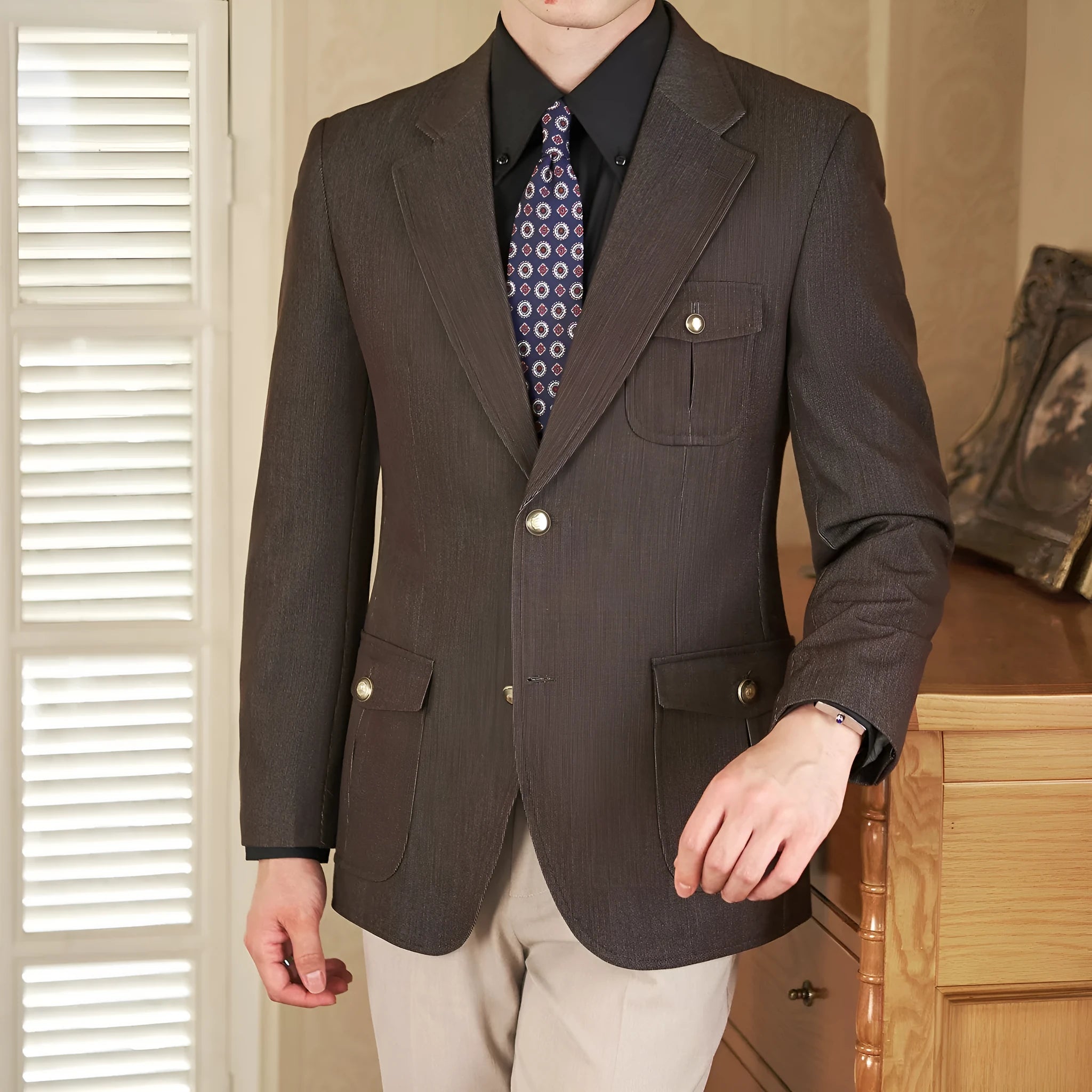 Men's anti-wrinkle easy-care suit jacket in blue polyester viscose blend with flat lapel and double slit back