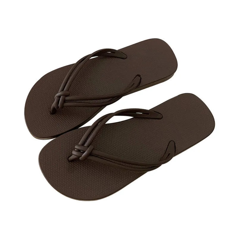 Men's PVC flip flops in five colours with injection moulded soles and toe-covering design