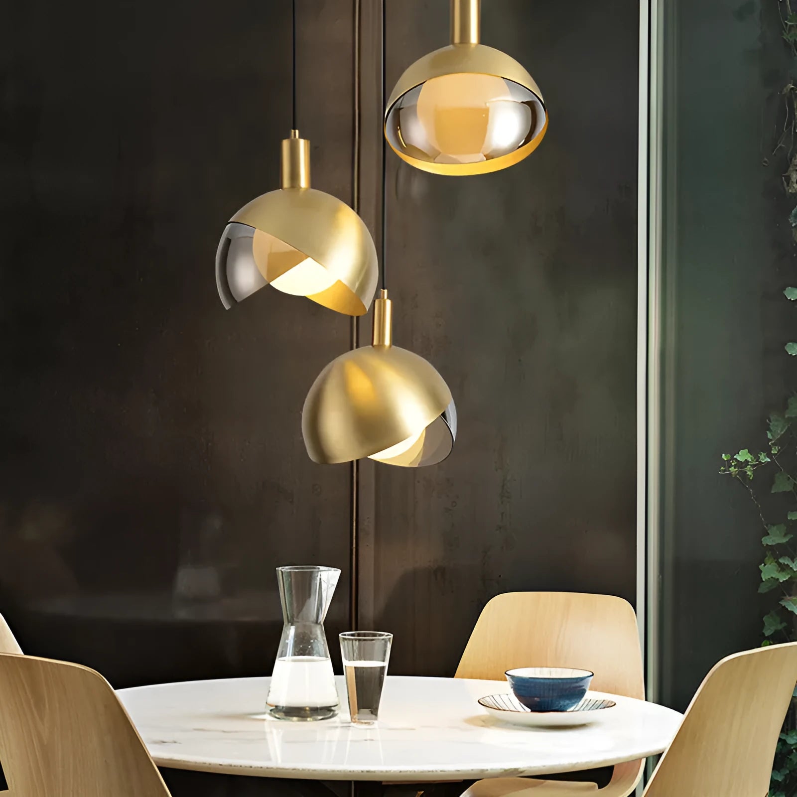 Simple 20cm droplight lamp with golden stitching in champagne gold finish
