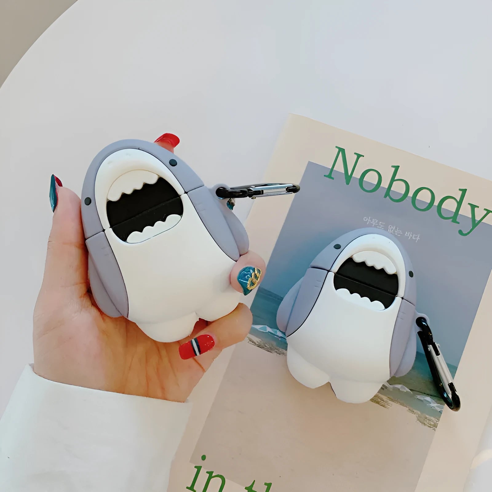 Shark design silicone protective cover for Apple AirPods 1 and 2 wireless earphone charging case