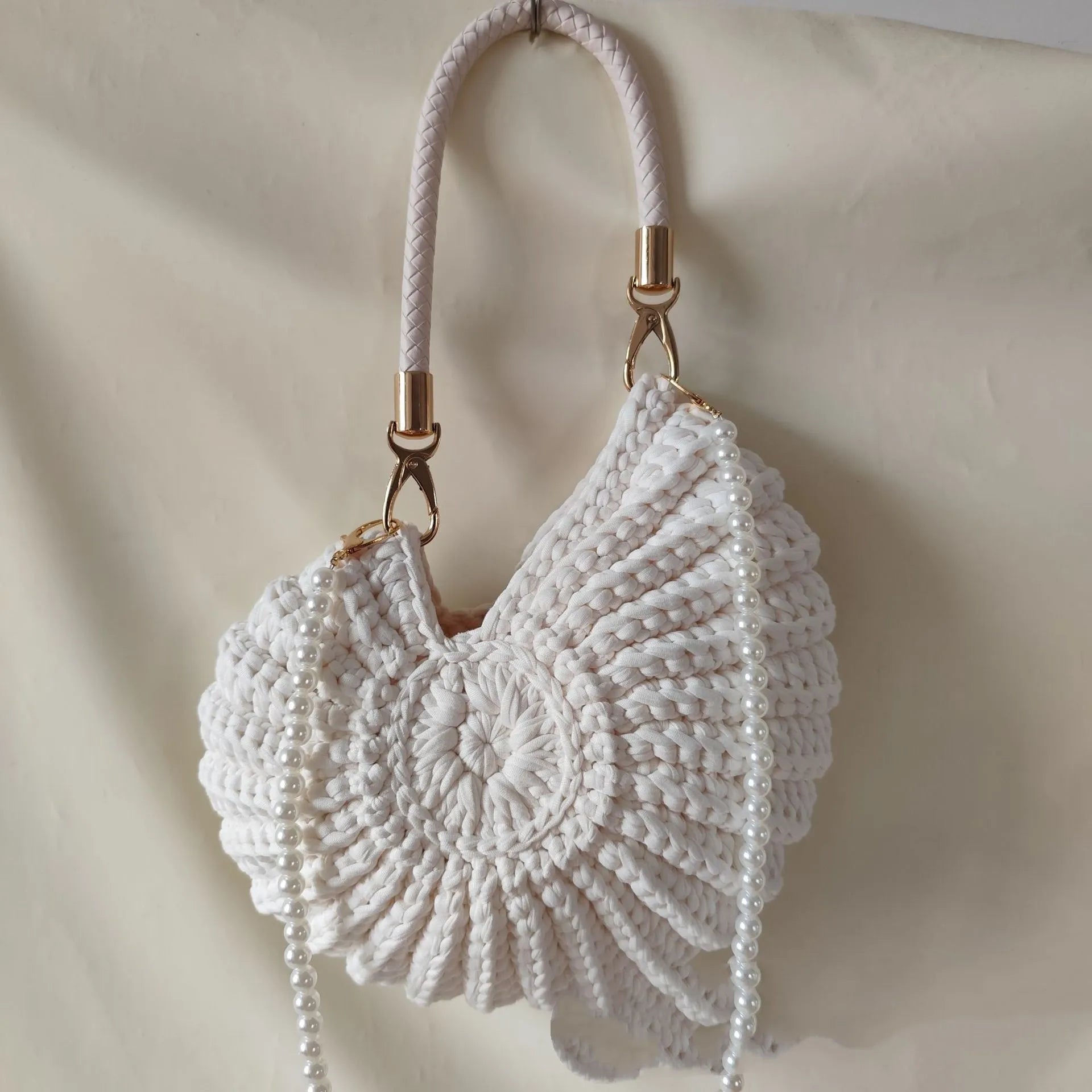 Round handmade woven crossbody bag with pearl chain strap, 25x25cm, polyester, multiple colour options