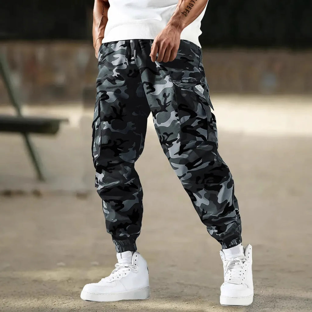 Men's camouflage drawstring work trousers with side pockets in casual regular fit polyester blend