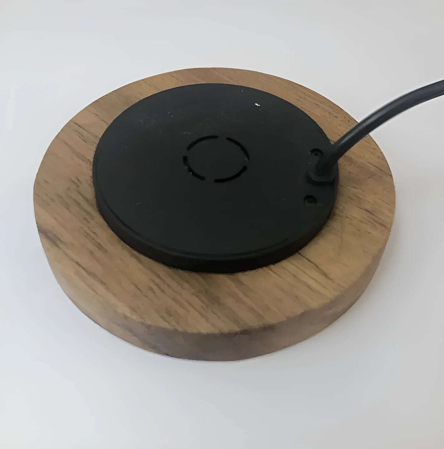 60mm round hidden wireless phone charger for embedding in desks and furniture with 10W charging