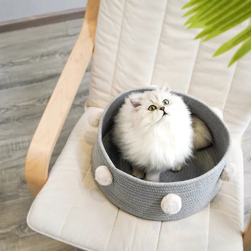Four seasons universal cat bed in blue made from eco-friendly cotton thread with 40 cm diameter