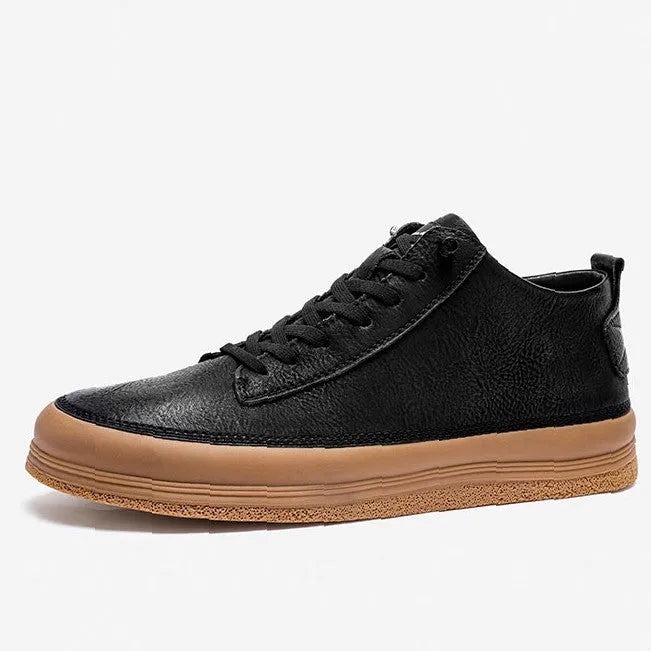 Men's black leather casual lace-up shoes with a round toe and flat rubber sole