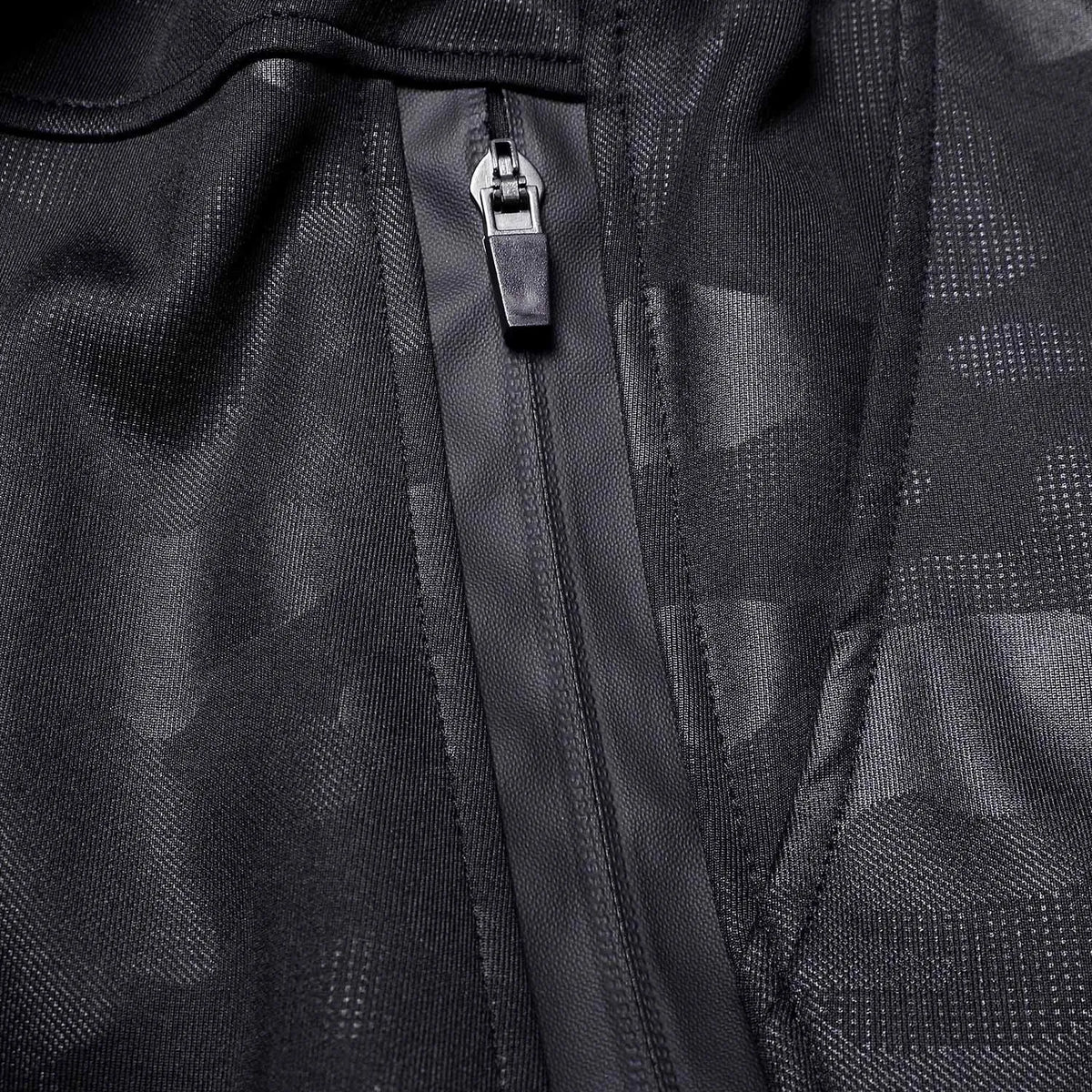 Men's camouflage printed jogging pants in cotton, loose fit, mid-waisted, available in five colours.