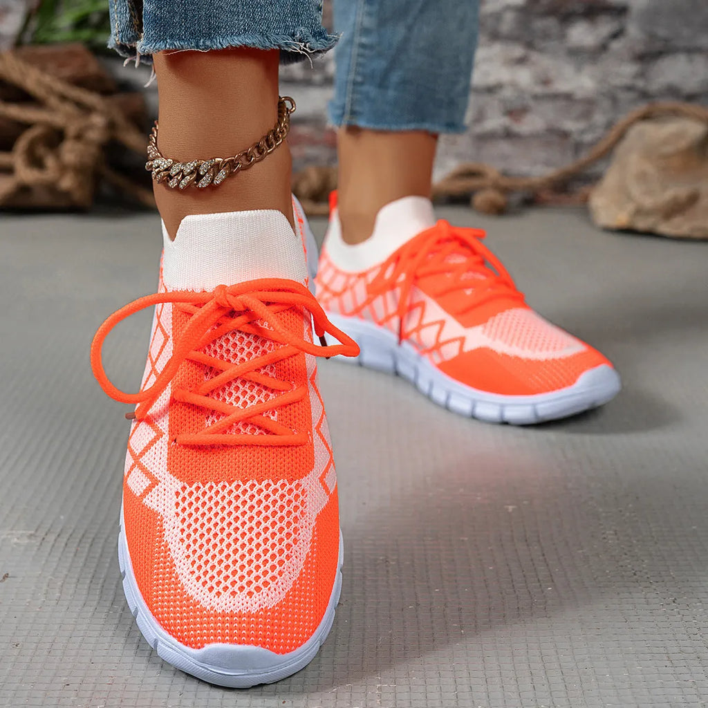 Women's colourblock plaid lace-up flyknit sneakers with breathable mesh upper and EVA sole in multiple colours
