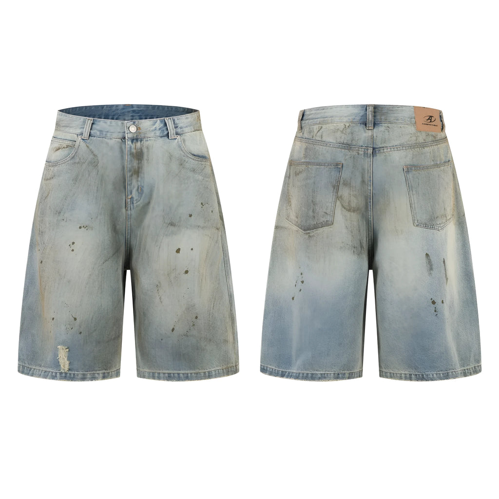Blue cropped denim middle pants with straight leg design and zipper fly opening on hanger