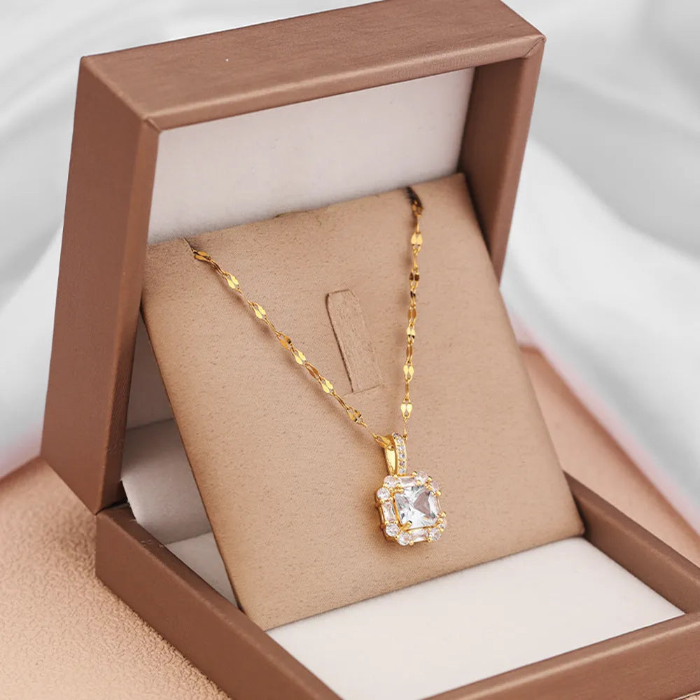 Women's gold titanium steel clavicle chain with geometric quadrilateral zircon pendant on water wave chain