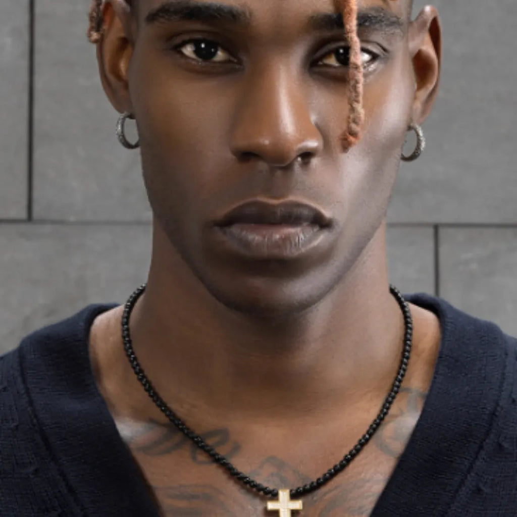 Men's retro hip-hop beaded necklace with black agate and pearl beads, metal lock pendant, on a white background