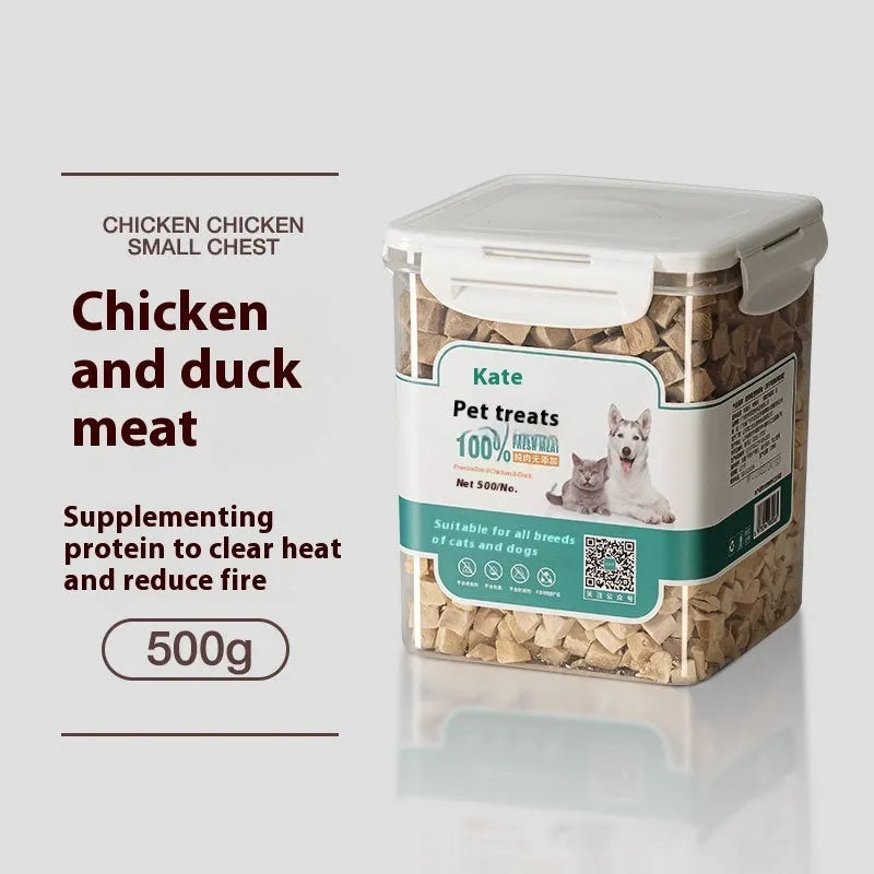 Freeze-dried chicken cat snacks in 500g pack showing nuggets in bagged or barrel packaging options