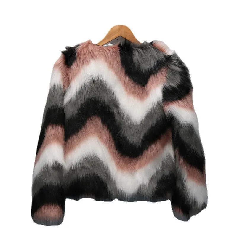 Korean style O-neck short coat in artificial fur fabric with normal length and regular sleeves