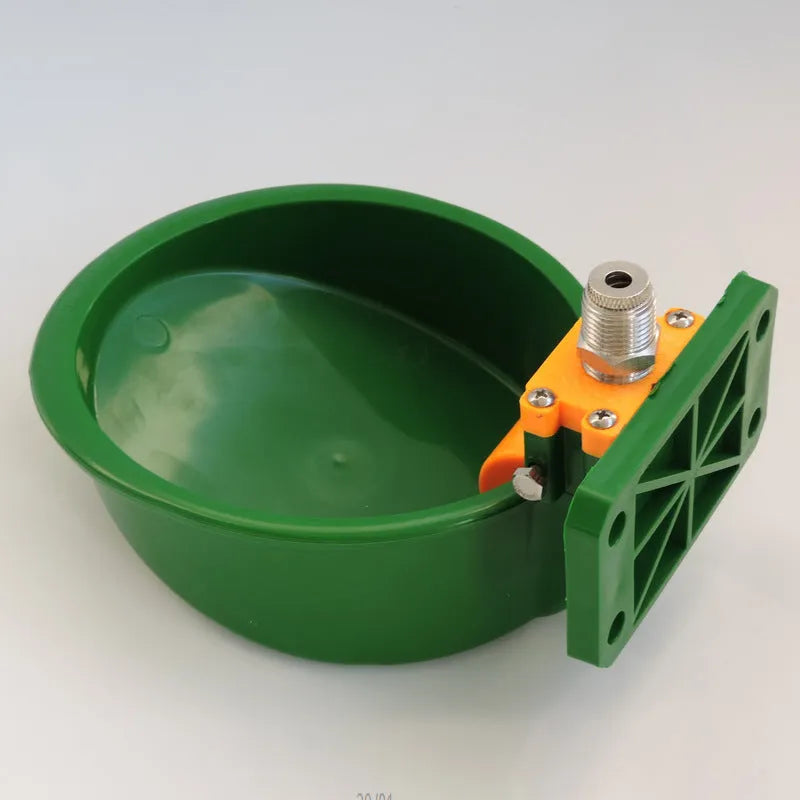 Green plastic automatic drinking bowl for sheep and pigs with water nozzle