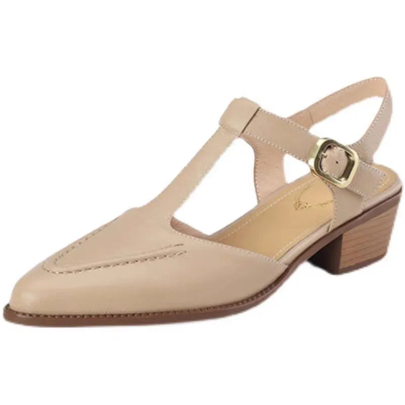 Women's closed toe pointed sandals with chunky heel in solid colour synthetic leather