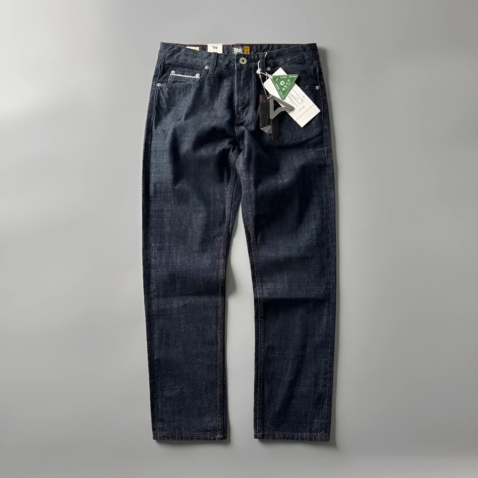 Men's straight-leg American retro jeans in a primary colour made from cotton denim.