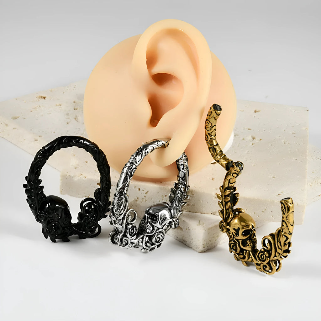 Stainless steel fashion earrings with geometric totem pattern in electroplated finish