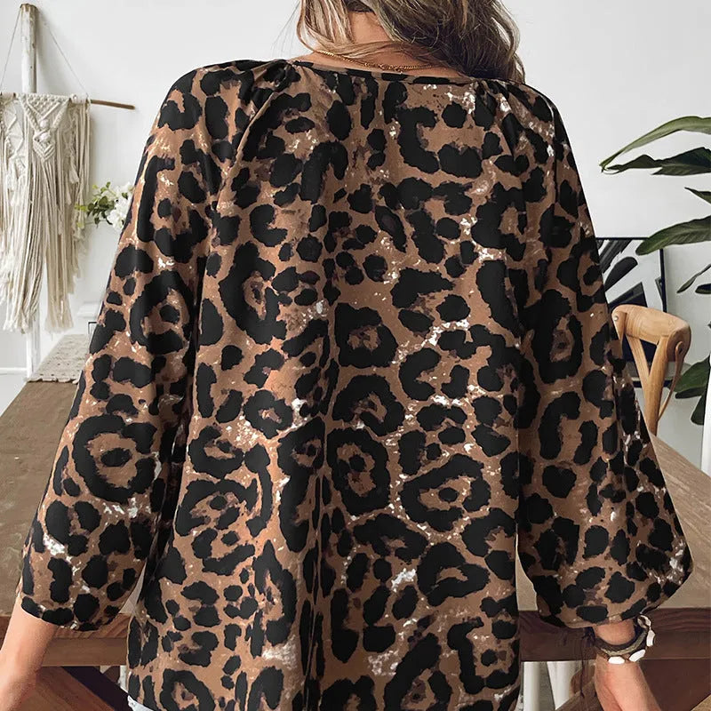 Women's multicolour leopard print pullover top with V-neck and half sleeves