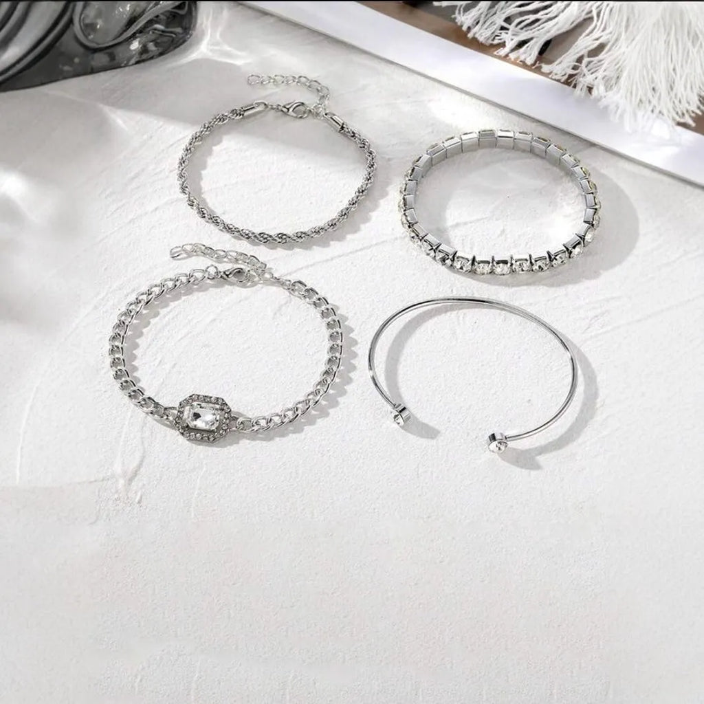 Women's retro geometric jewellery four-piece set with square diamond links in gold and silver options