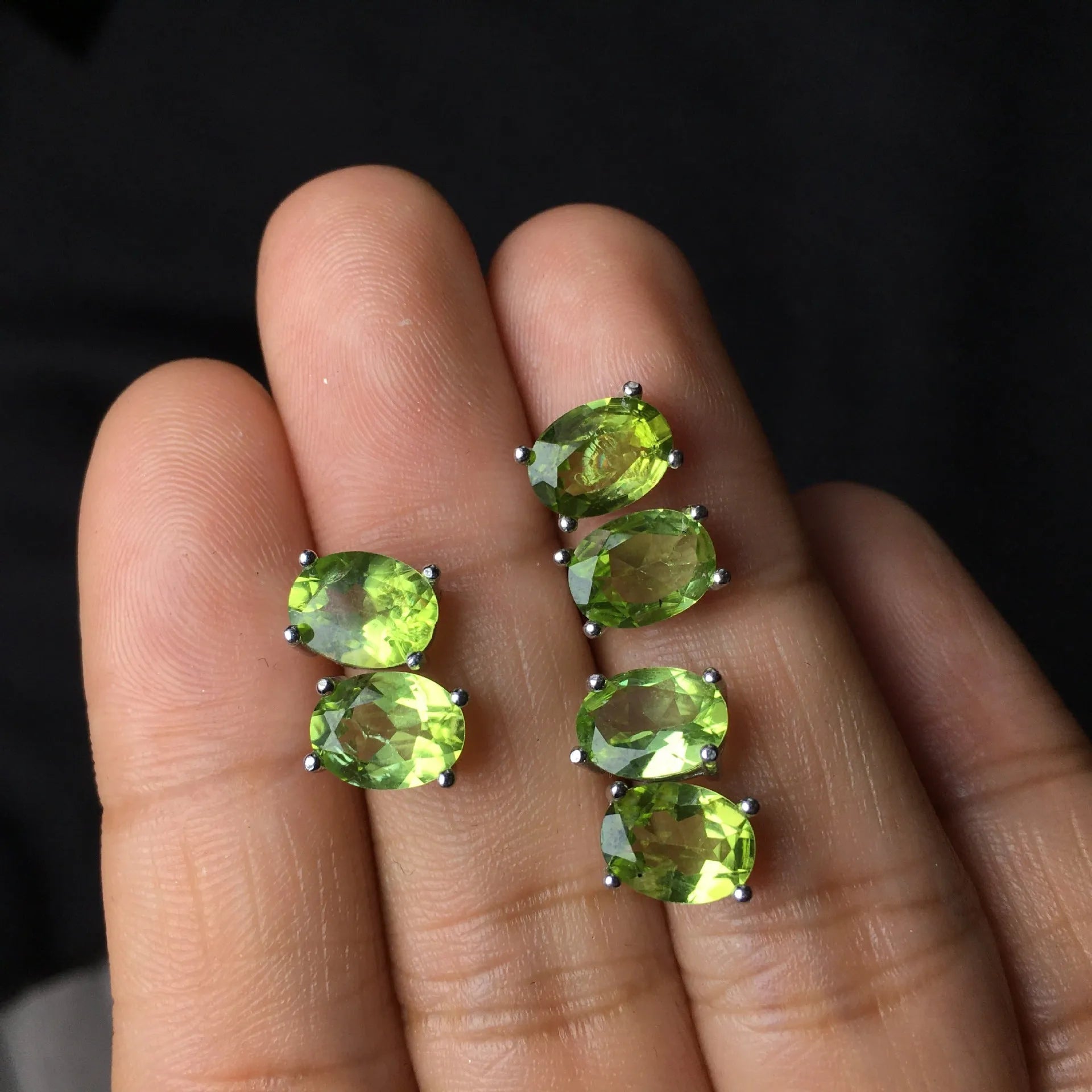 Natural olivine faceted stud earrings in S925 sterling silver with 6×8mm oval green stones