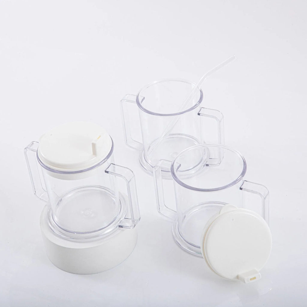 Transparent spill-proof drinking cup made of PP plastic with modern design.