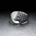 Men's geometric wolf head alloy ring in silver, showing detailed retro design on a solid metal band.