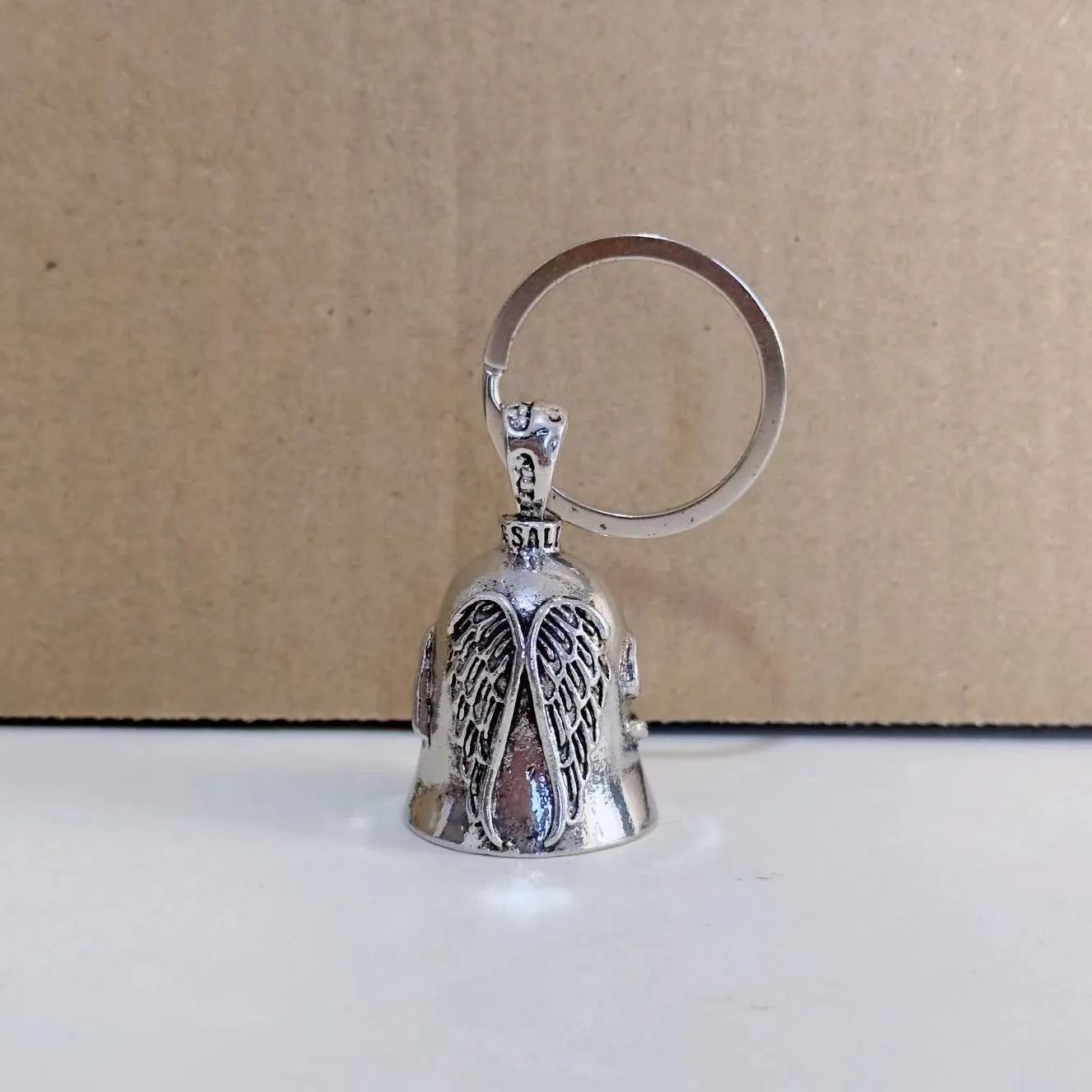 White vintage angel wings feather keychain and necklace set with electroplated finish