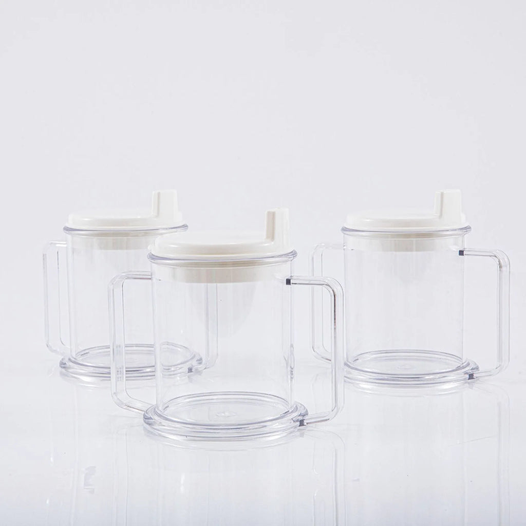 Transparent spill-proof drinking cup made of PP plastic with modern design.