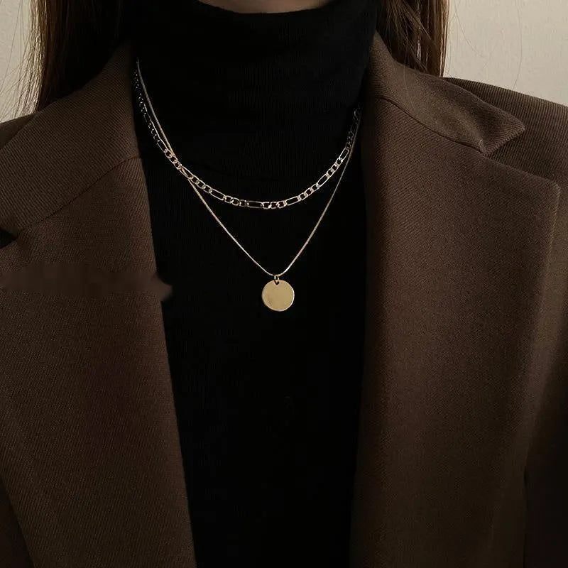 Normcore double-layer necklace for women with retro rhinestone geometric pendant and alloy chain