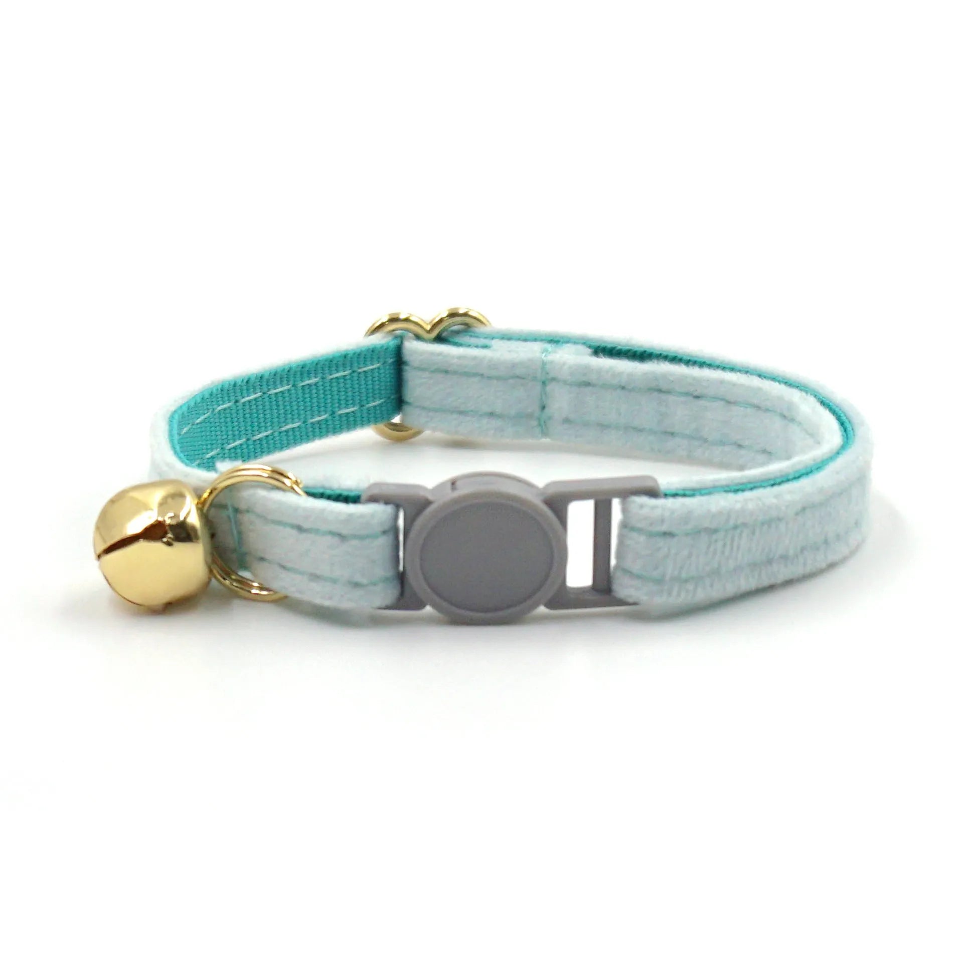 Cat collar with safety buckle and bell, available in corduroy or velvet, in multiple colours for small cats.